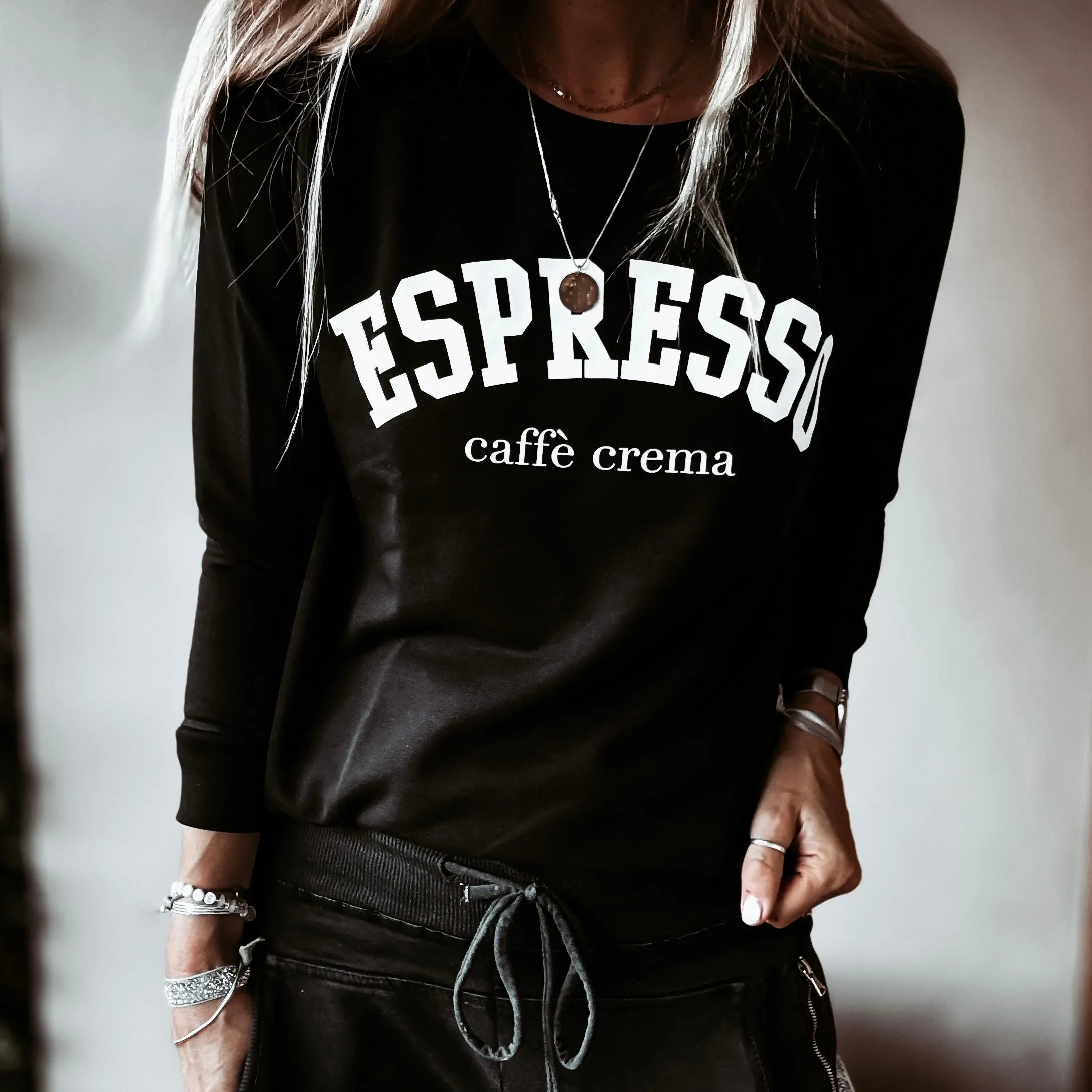 ESPRESSO black sweatshirt *relaxed style* NEW