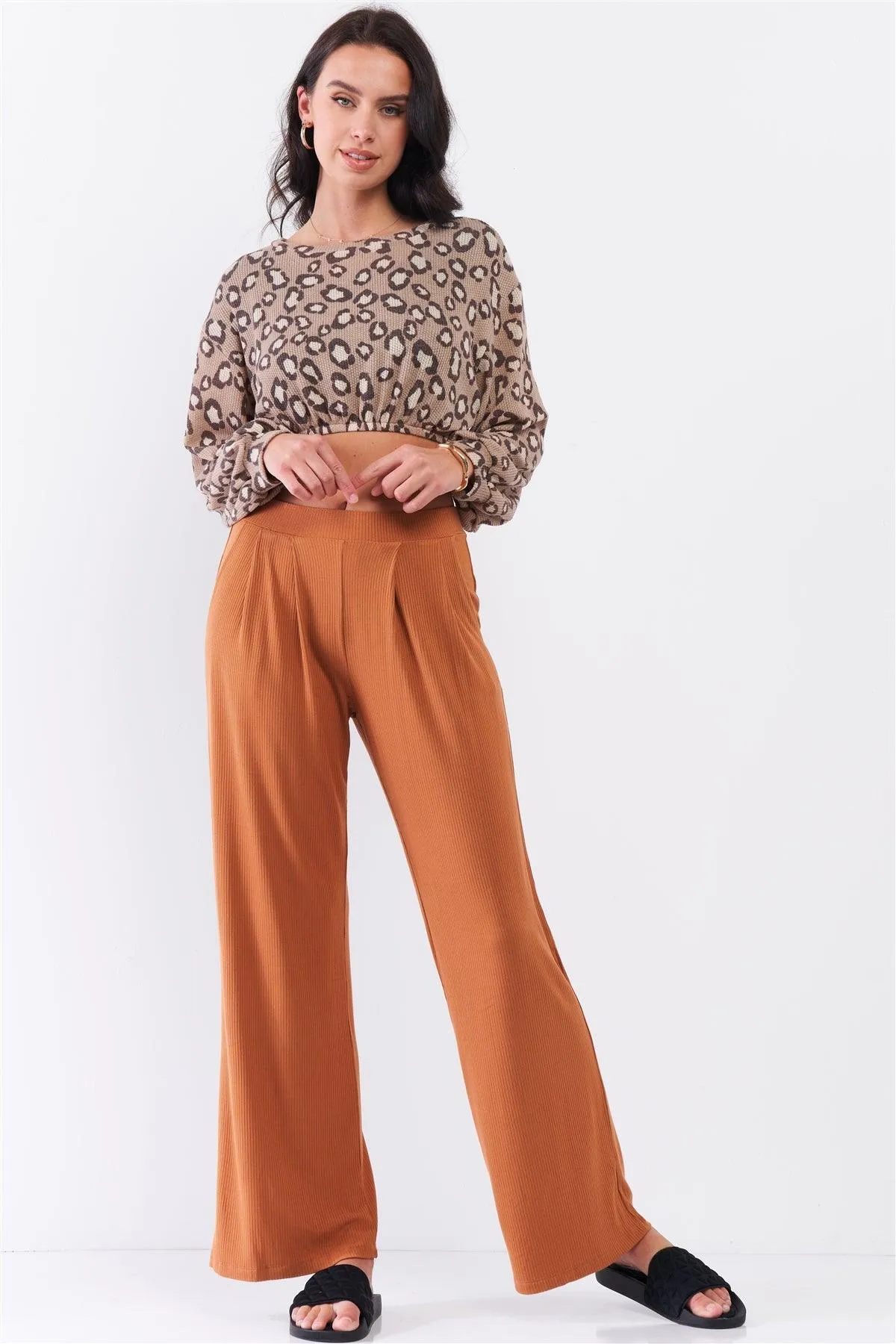 Honey Gold Ribbed Mid-Rise Wide Leg Pants /2-3-1