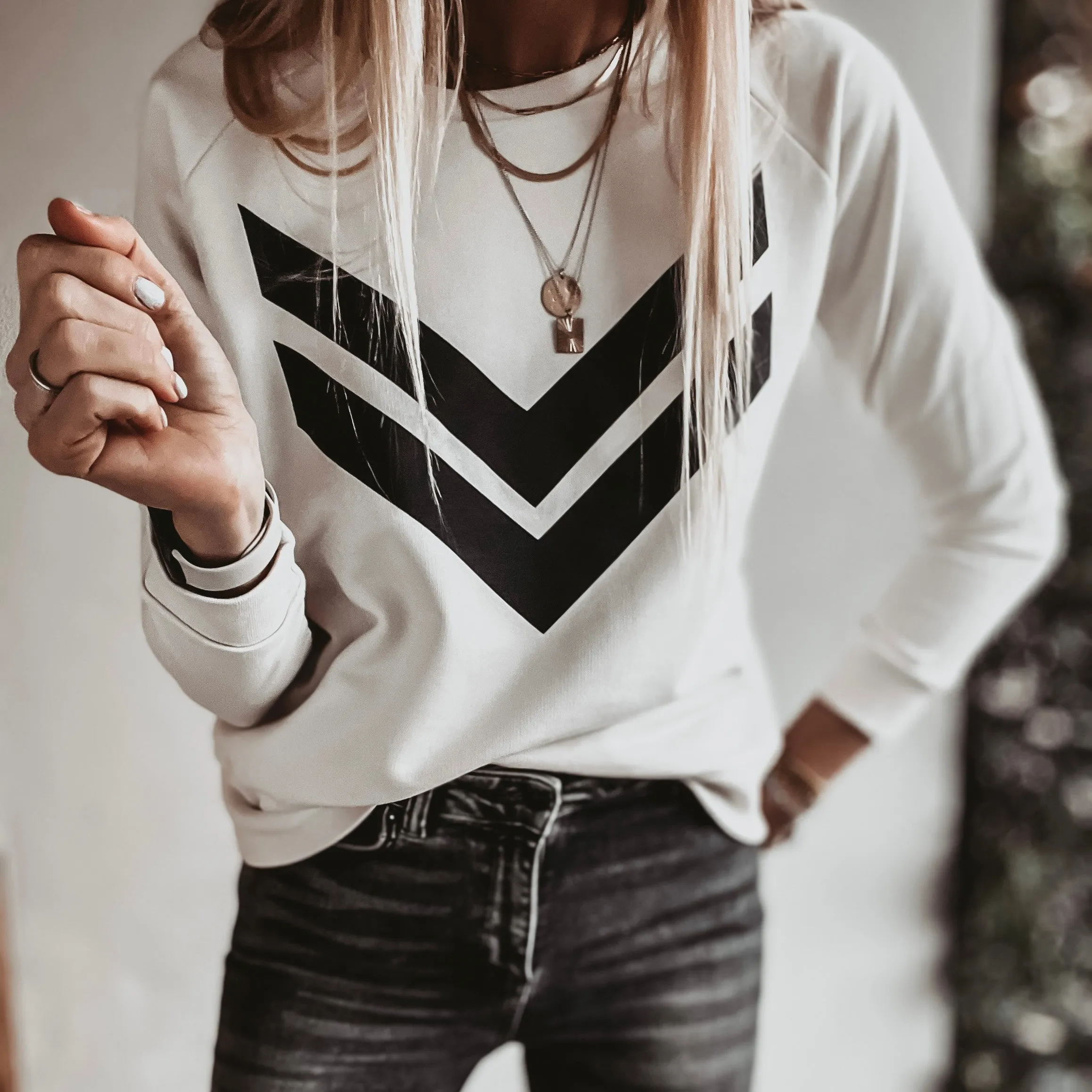 Vintage white sweatshirt with double black chevrons *relaxed style*